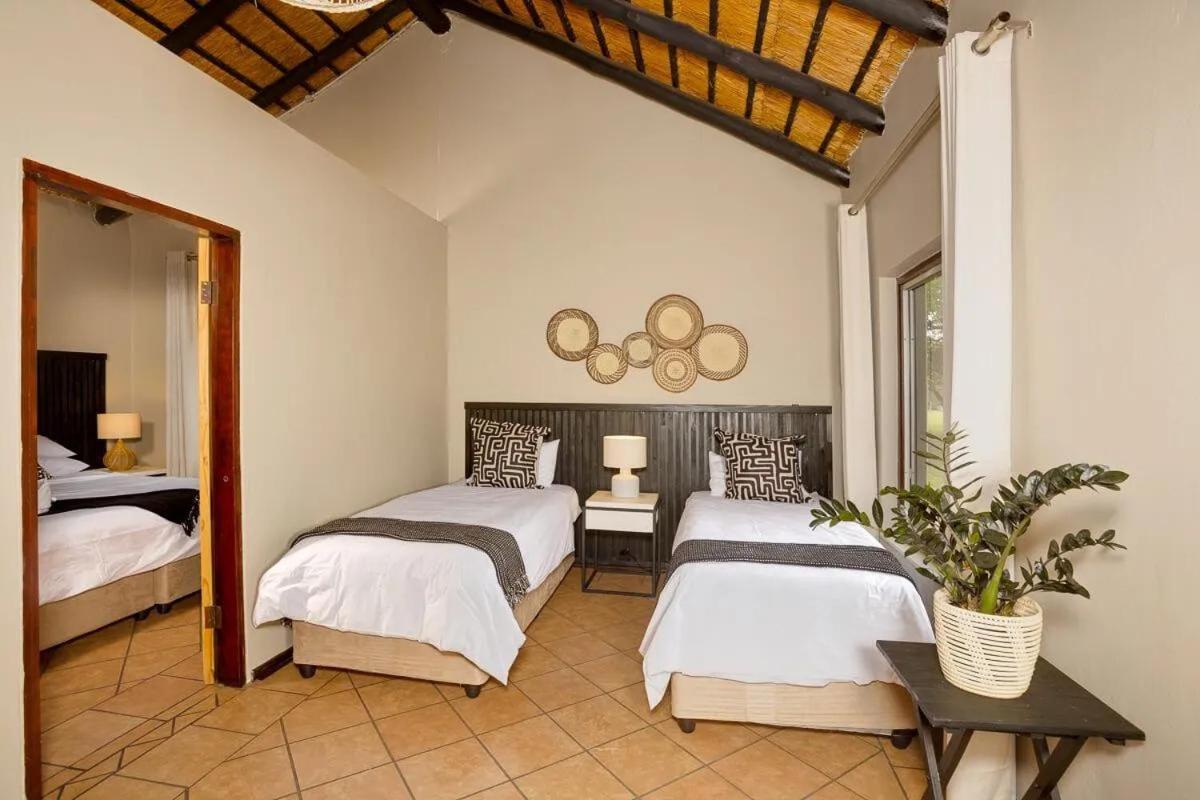 Unyati Safari Lodge Hectorspruit Esterno foto